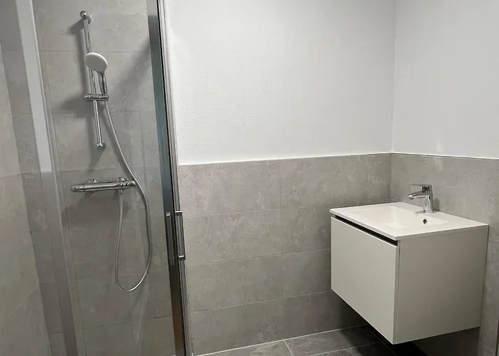 Near To The Centre لوكسمبورغ