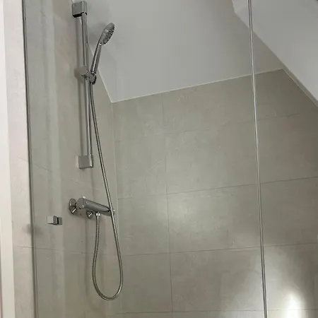 Near To The Centre * Λουξεμβούργο